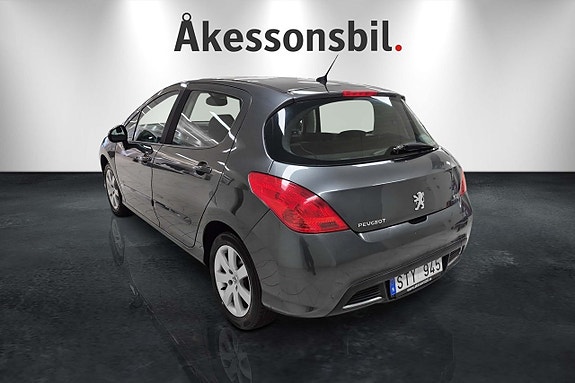 Peugeot 308 4 of 5