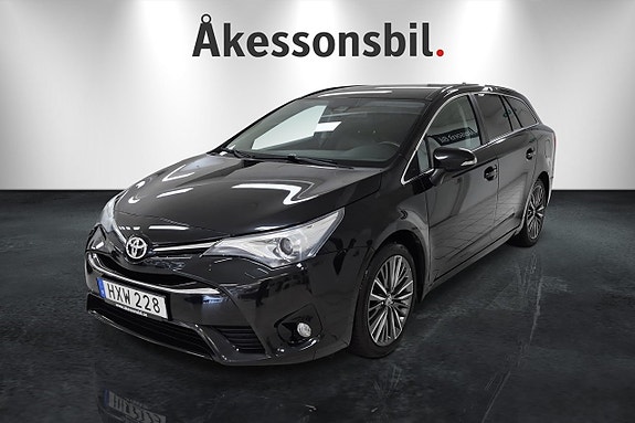 Toyota Avensis 3 of 5