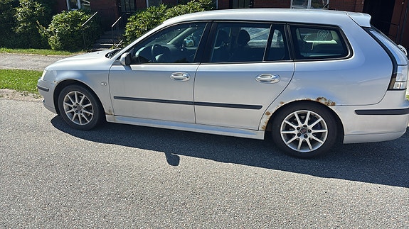 Saab 9-3 2 of 2