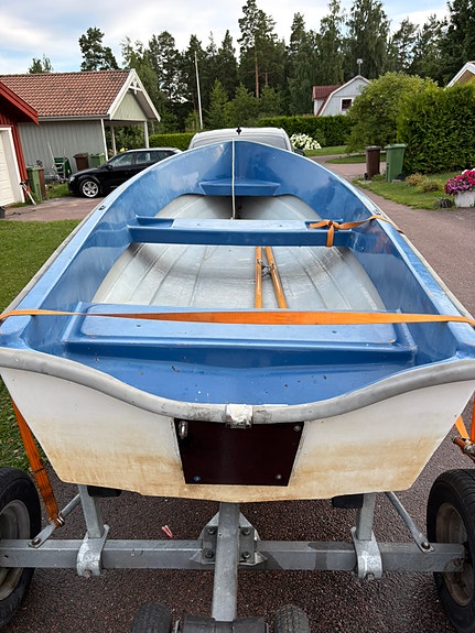 Rejäl roddbåt - 4.20 m 3 of 3