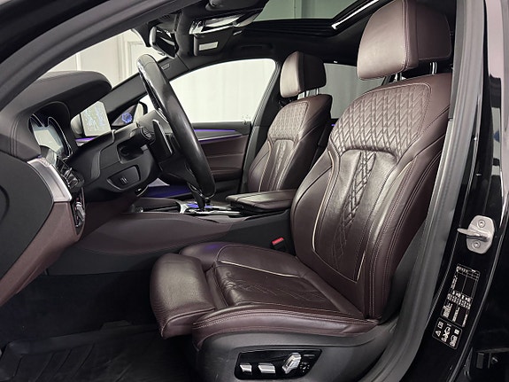 BMW M550i 8 of 30