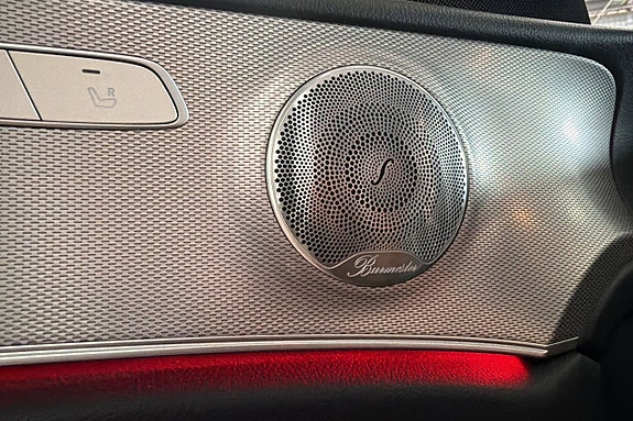 Mercedes-Benz E220 24 of 26