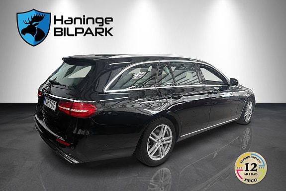 Mercedes-Benz E220 6 of 26