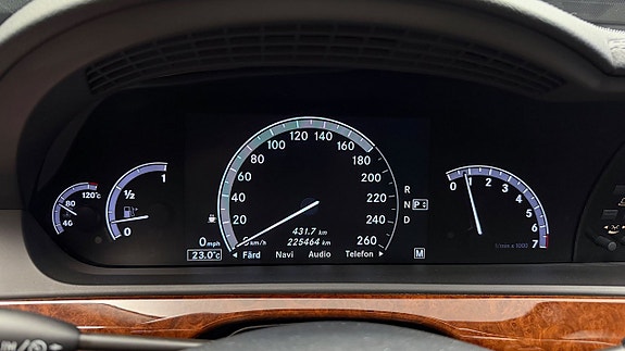 Mercedes-Benz S350 30 of 30