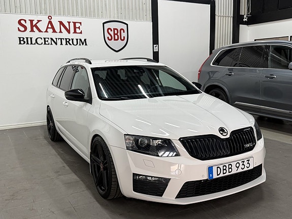 Skoda Octavia 3 of 5