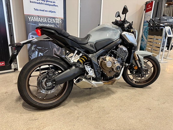 Honda CB650R 2 of 7