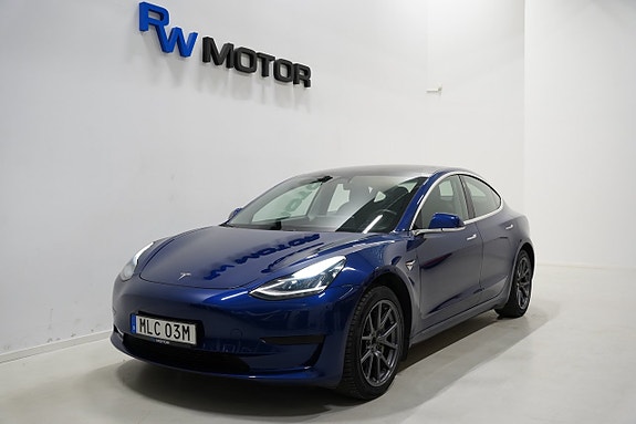 Tesla Model 3 2 of 5