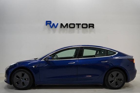 Tesla Model 3 3 of 21