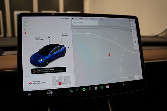 Tesla Model 3 17 of 21