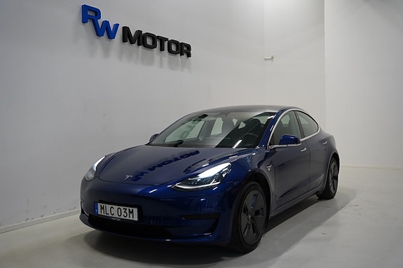 Tesla Model 3 2 of 21