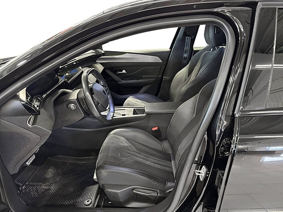 Peugeot 308 7 of 16