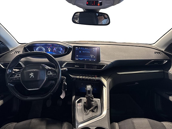 Peugeot 3008 10 of 21