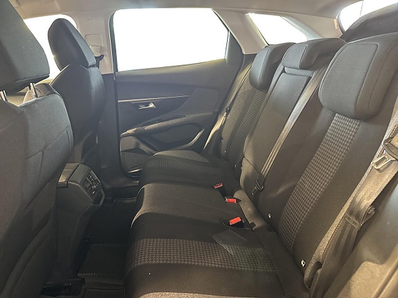 Peugeot 3008 9 of 21