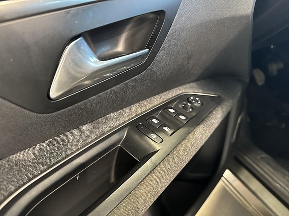 Peugeot 3008 18 of 21