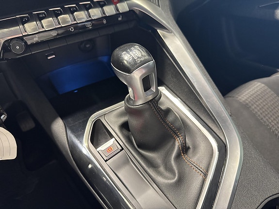 Peugeot 3008 17 of 21