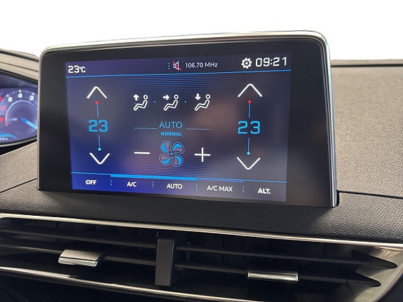 Peugeot 3008 15 of 21