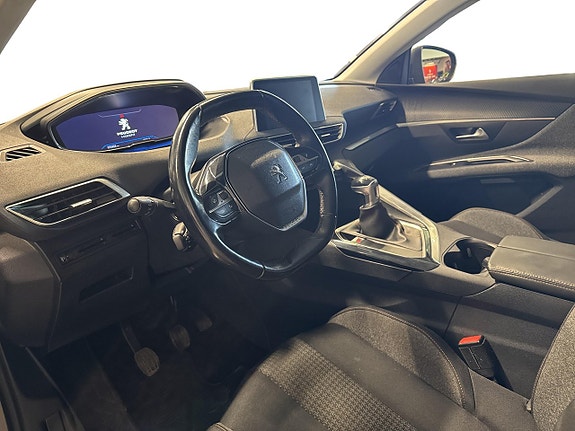 Peugeot 3008 8 of 21