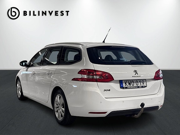 Peugeot 308 SW 3 of 17
