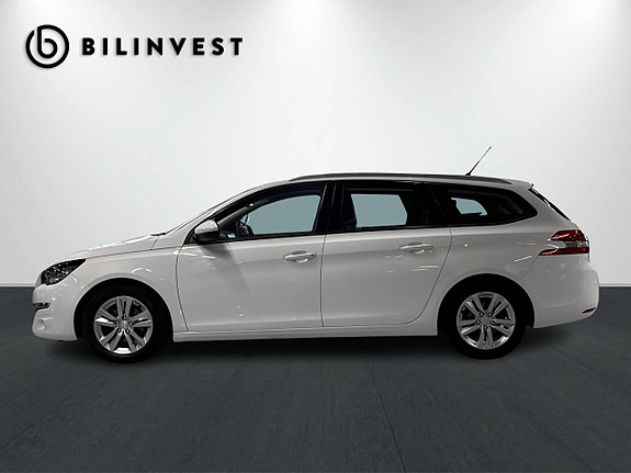 Peugeot 308 SW 2 of 17