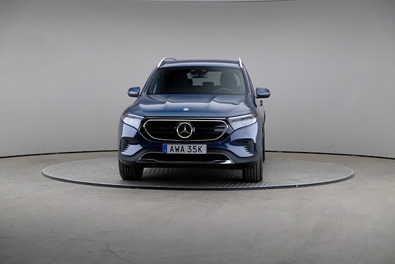 Mercedes-Benz EQB300 3 of 5