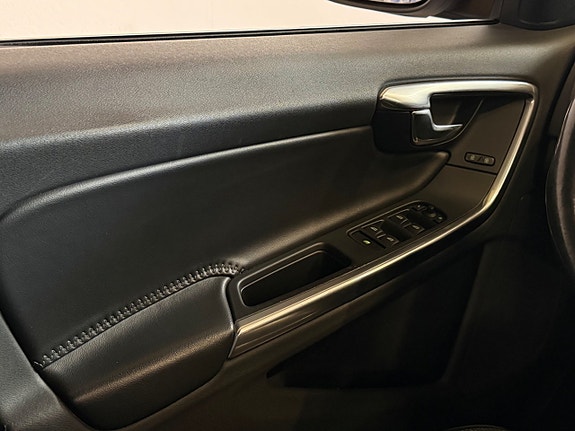 Volvo V60 15 of 18