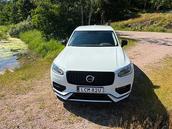 Volvo XC90 6 of 9