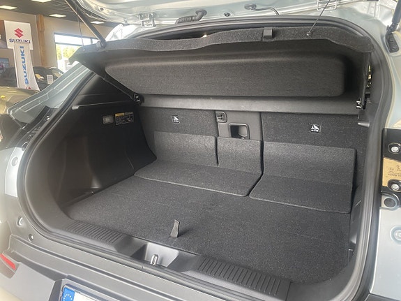 Suzuki eVitara 9 of 16