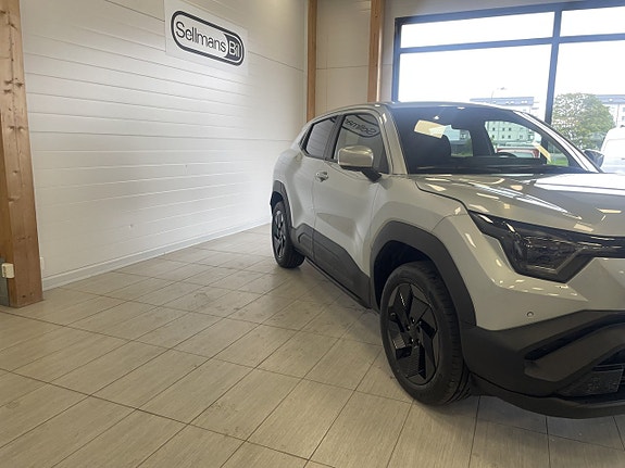 Suzuki eVitara 6 of 16
