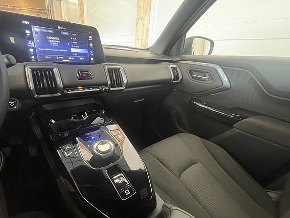 Suzuki eVitara 15 of 16