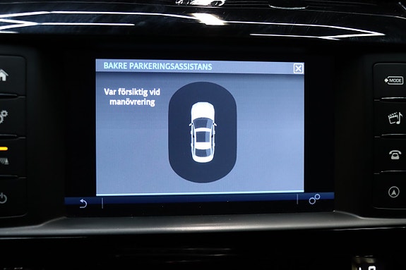 Jaguar XE 27 of 28