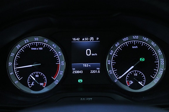 Skoda Karoq 11 of 13