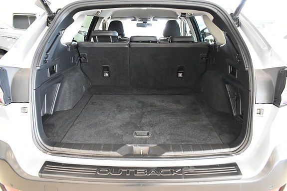 Subaru Outback 9 of 21