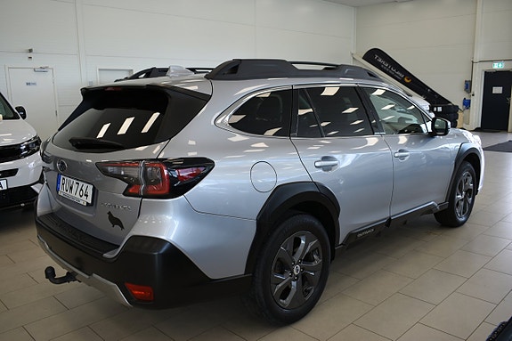 Subaru Outback 4 of 5