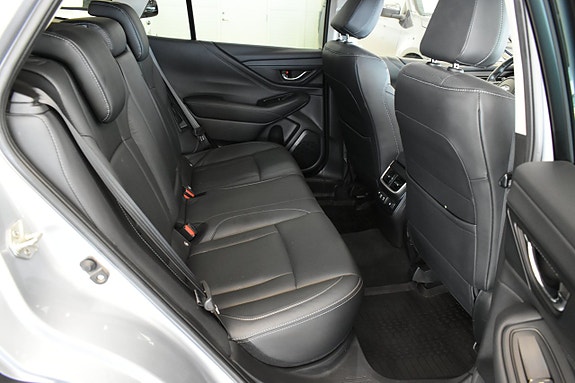 Subaru Outback 8 of 21