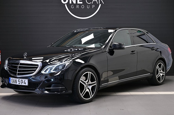 Mercedes-Benz E350 2 of 5