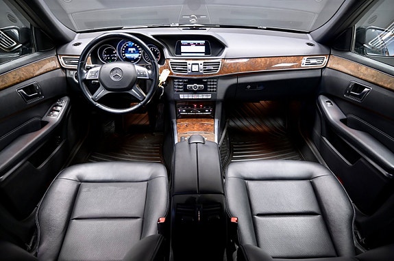 Mercedes-Benz E350 15 of 24