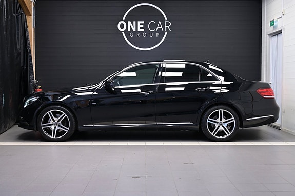 Mercedes-Benz E350 4 of 5