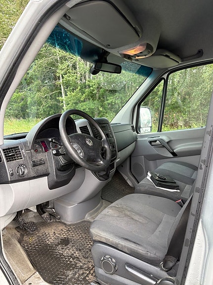 Volkswagen Crafter 35 13 of 30