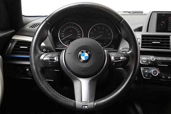 BMW 118i 15 of 24