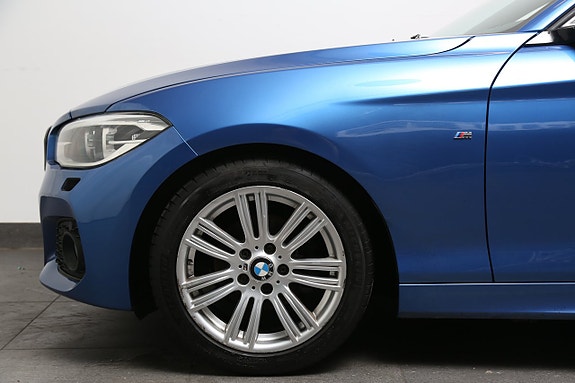 BMW 118i 8 of 24