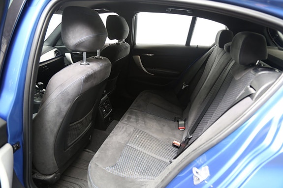 BMW 118i 23 of 24