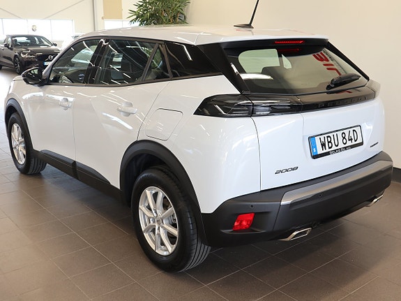 Peugeot 2008 3 of 5