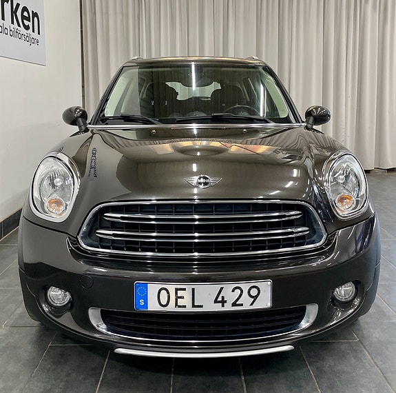 MINI Countryman Cooper 4 of 5