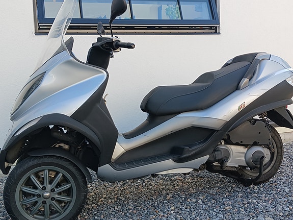 Piaggio MP3 250 LT 4 of 10