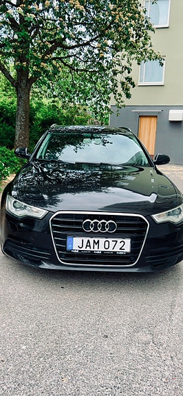 Audi A6 4 of 5