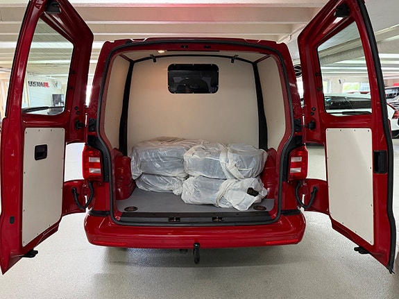 Volkswagen Transporter 4 of 5