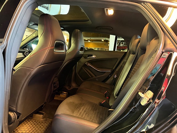 Mercedes-Benz CLA200 9 of 22