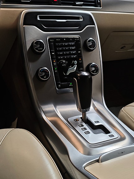 Volvo V70 21 of 26