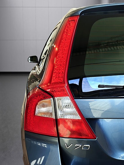 Volvo V70 5 of 5