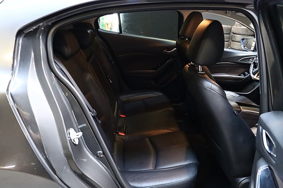 Mazda 3 11 of 30